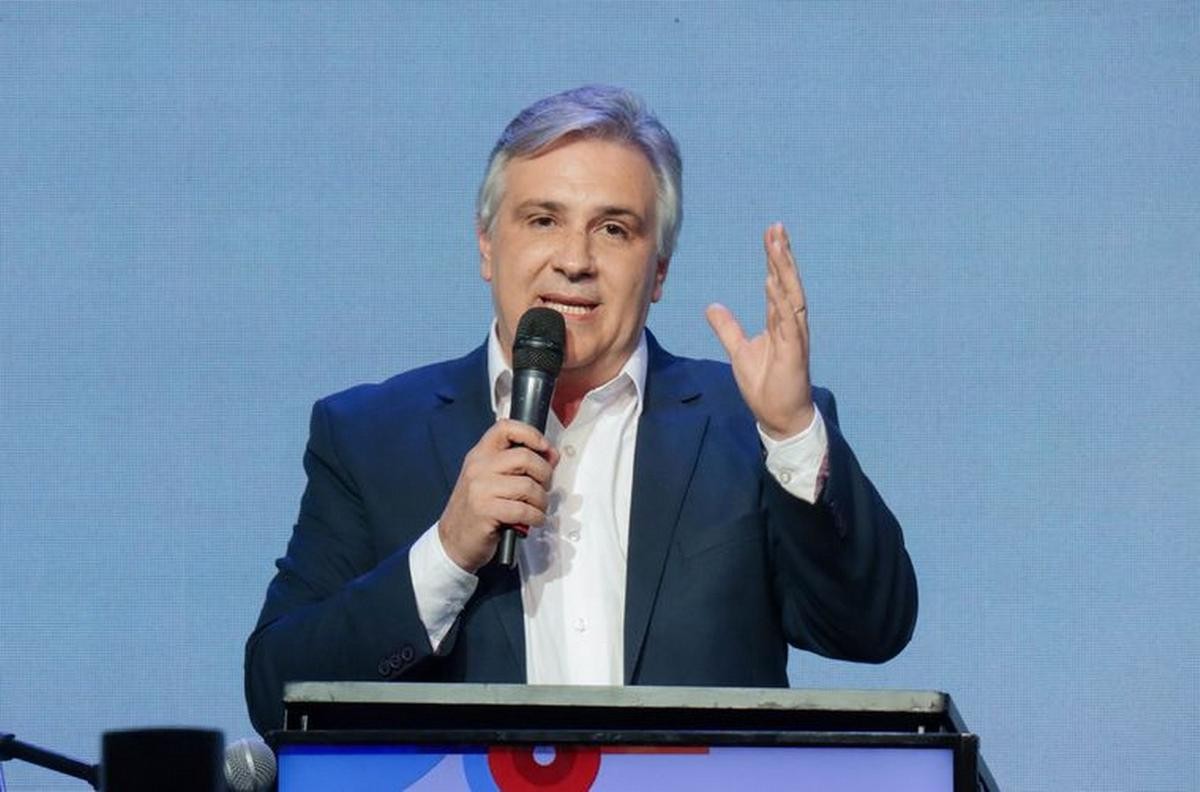 La operación de Llaryora duró una hora y fue exitosa: el gobernador evoluciona favorablemente | Actualidad