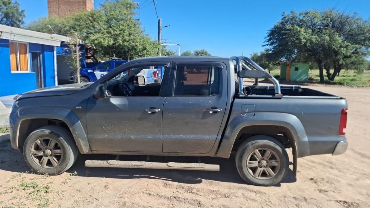 Operativos en rutas: recuperaron una camioneta robada y detuvieron a un motociclista tras fugarse | Córdoba