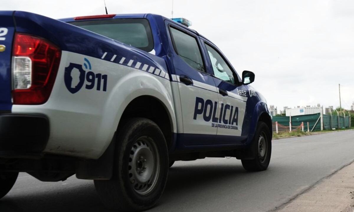 Un ciclista murió tras ser embestido por un auto en el Barrio Aeronáutico | Córdoba