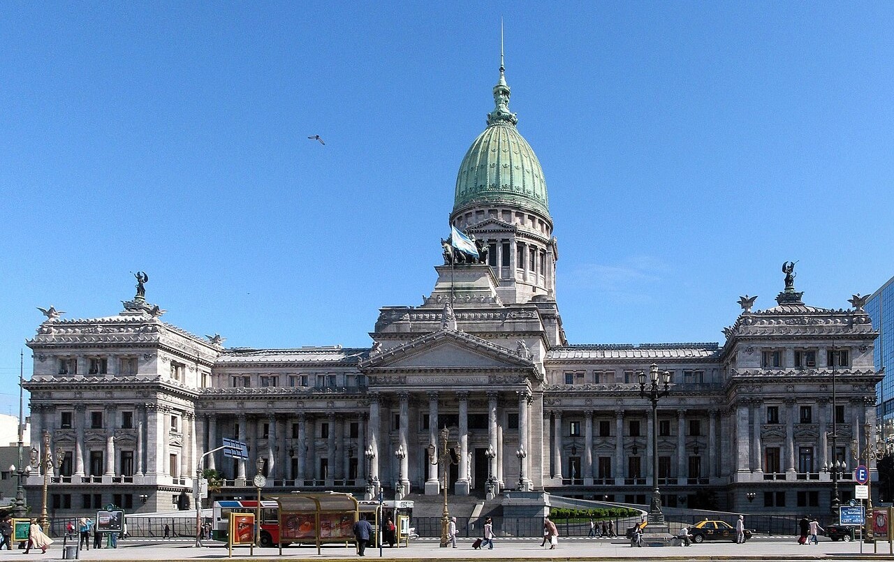 Amenaza de bomba en el Congreso activó un amplio operativo de seguridad policial | Actualidad