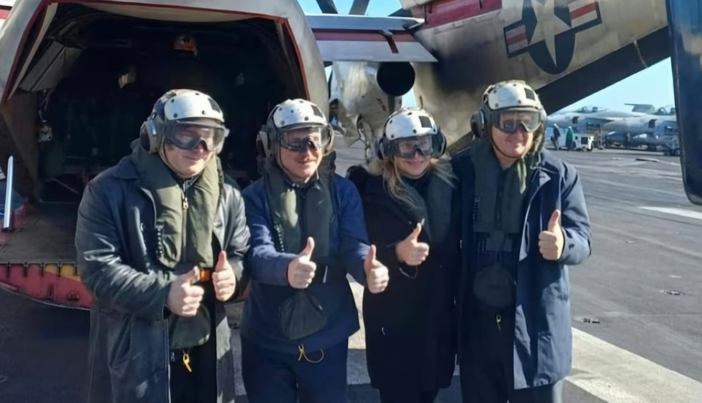 El presidente Milei visitó el portaaviones USS Nimitz en el Atlántico Sur | Política y economía