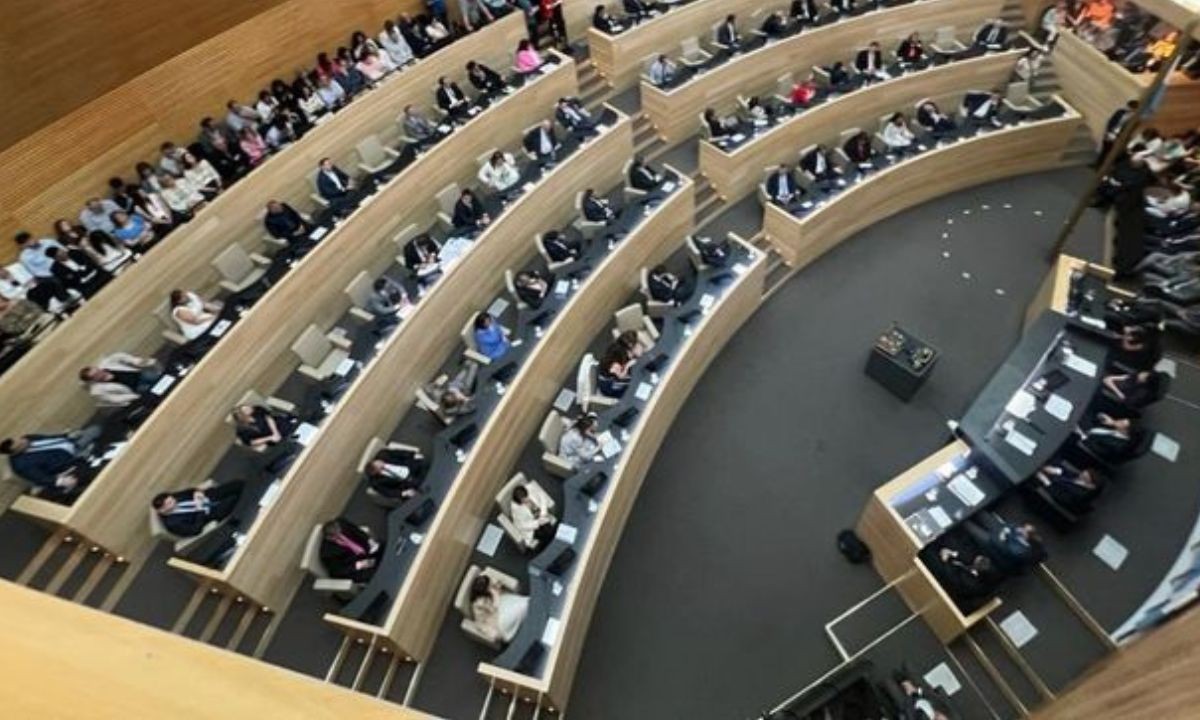 La Unicameral debate el proyecto para regular naranjitas y prohibir limpiavidrios | Córdoba