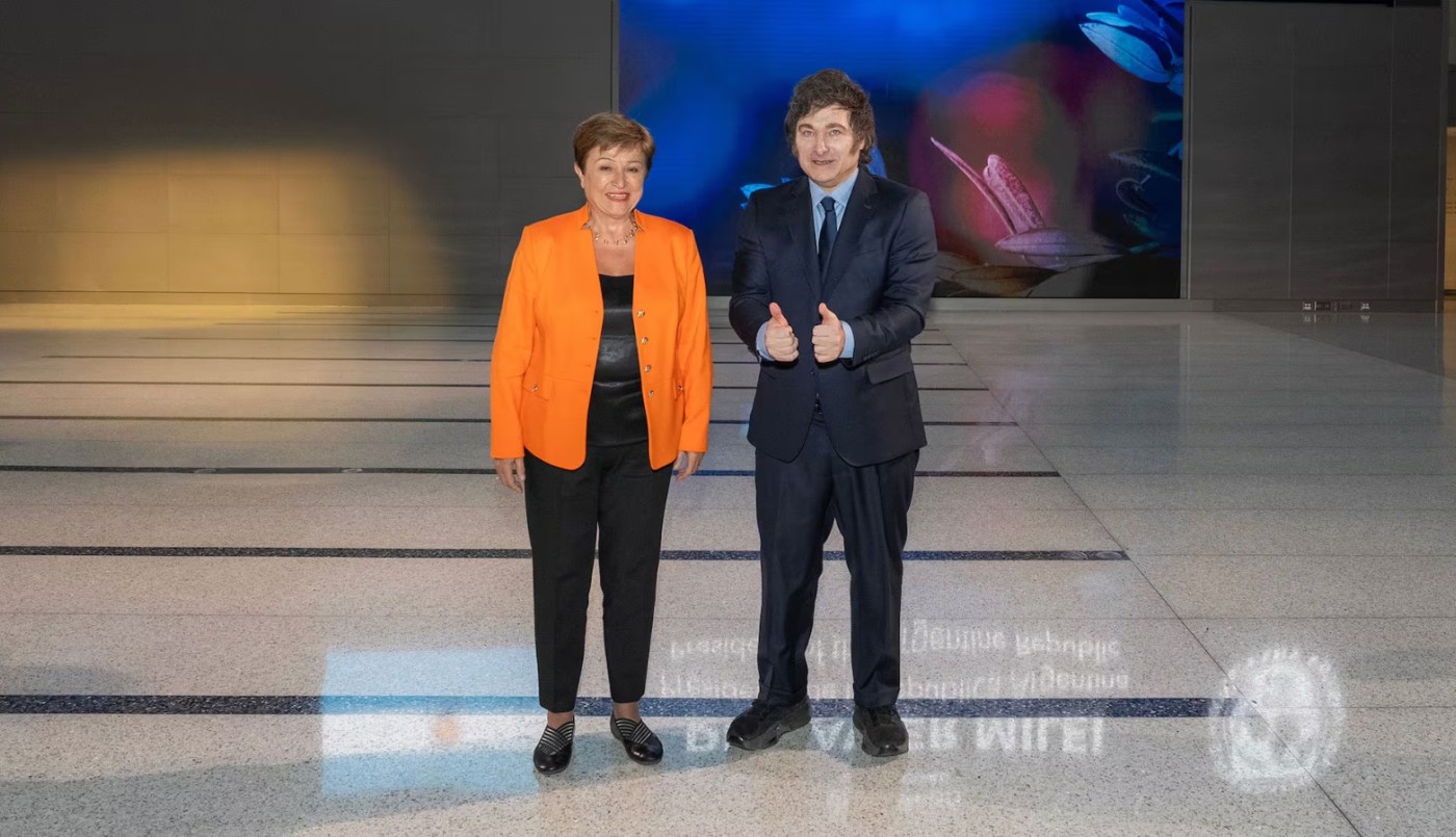 Acuerdo con el FMI: Argentina negocia un préstamo por USD 20.000 millones | Política y economía