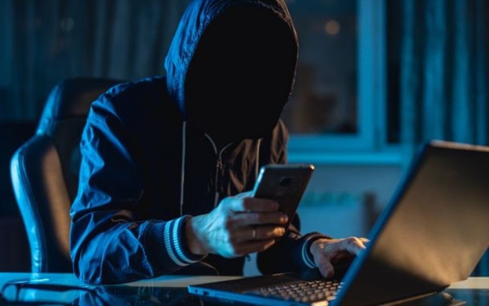 Ciberchantaje y abuso: investigan a un preso que operaba desde la cárcel y captaba menores en Córdoba | Córdoba