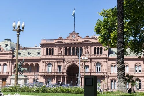 Gobierno nacional: prohibieron el ingreso de los periodistas acreditados a la Casa Rosada | Política y economía