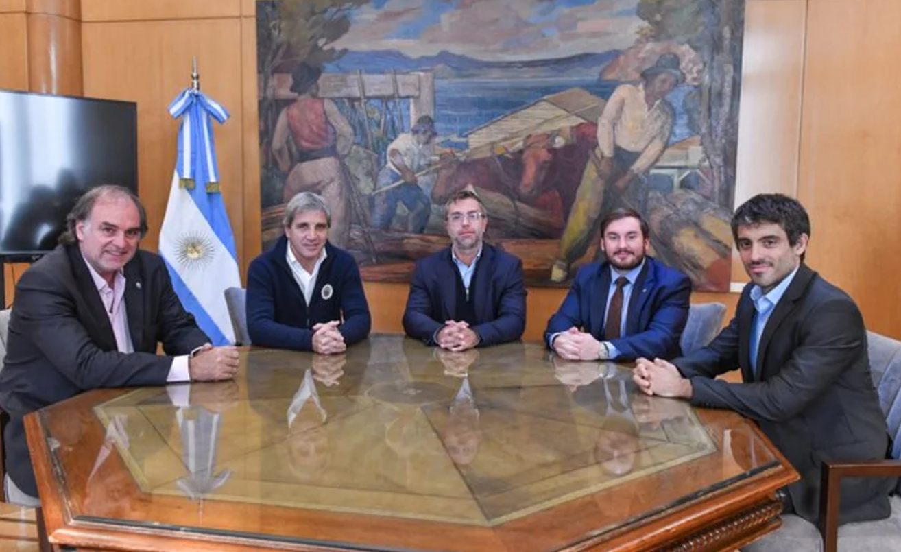 Caputo remarcó que el mercado de capitales es clave para sostener el crecimiento | Política y economía