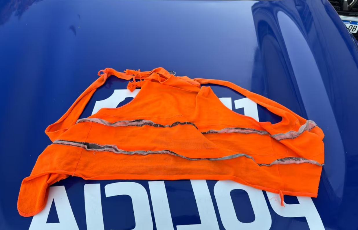 Dos cuidacoches fueron detenidos por romper el auto de un automovilista que se negó a pagarles | Córdoba