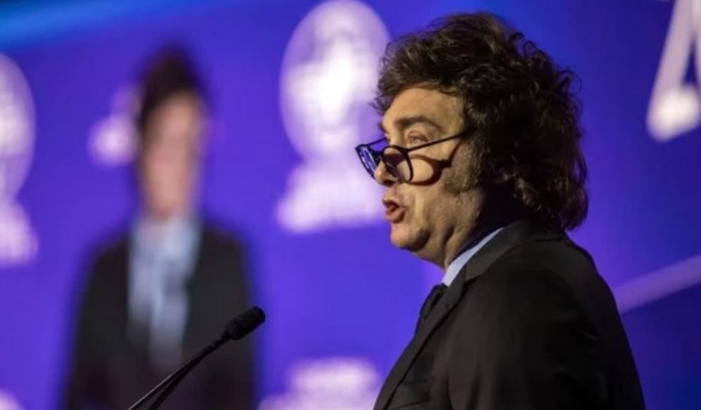 Milei cargó contra los medios en el Latam Economic Forum y defendió el rumbo económico | Política y economía