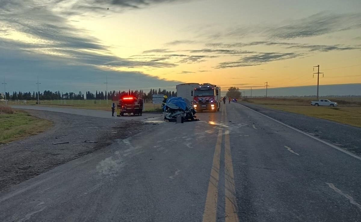 Trágico accidente en Canals: tres muertos tras un choque entre una camioneta y un camión | Córdoba