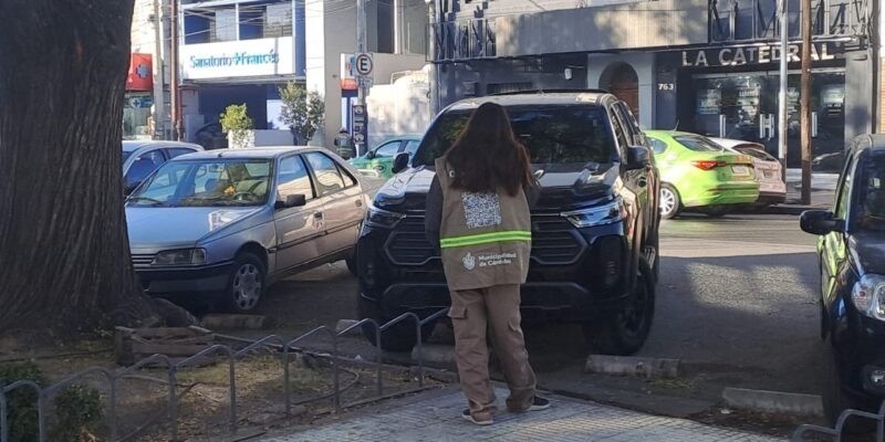 Operativos en Córdoba: detuvieron a 49 cuidacoches y limpiavidrios tras cambios en el Código de Convivencia | Córdoba