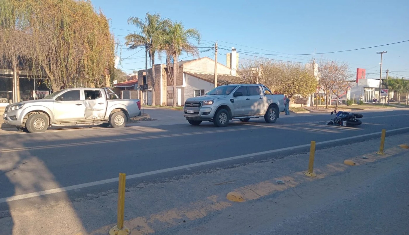 Trágico accidente en Laguna Larga: murió un joven motociclista tras un choque sobre Ruta 9 | Córdoba