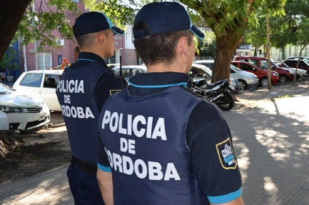 Tragedia en barrio Cofico: una mujer murió tras caer en un pozo de gran profundidad | Córdoba