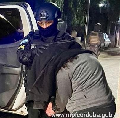 Córdoba: operativo antidrogas en Villa La Tela terminó con un búnker cerrado y cuatro detenidos | Córdoba