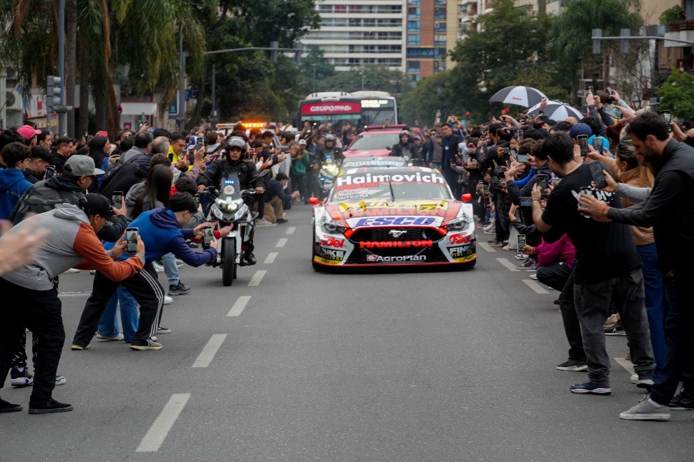 Turismo Carretera en Córdoba: exhibición en el Buen Pastor con cortes y desvíos en el centro | Deportes