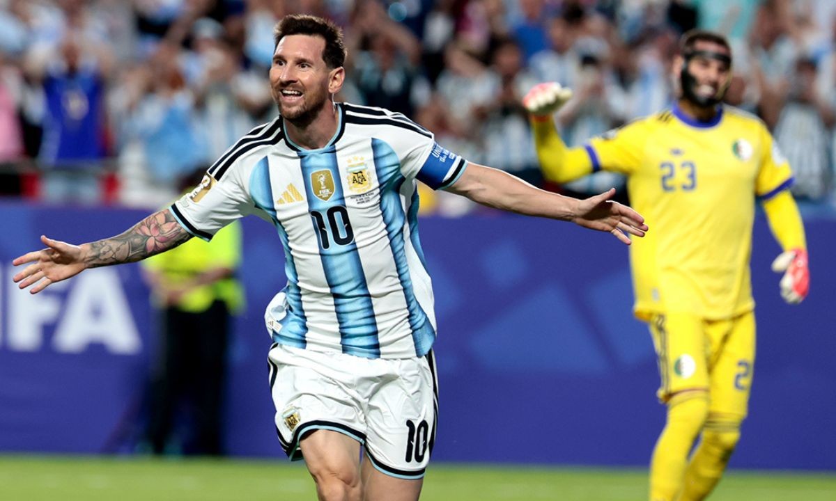 Messi brilló con un hat-trick: Argentina goleó 3-0 a Argelia en su debut mundialista | Deportes