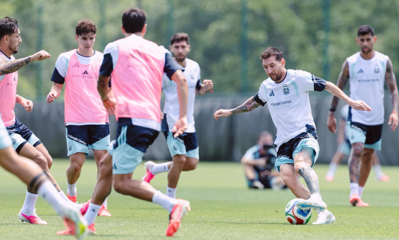 A horas del estreno mundialista, la Selección recupera piezas clave para el debut | Deportes