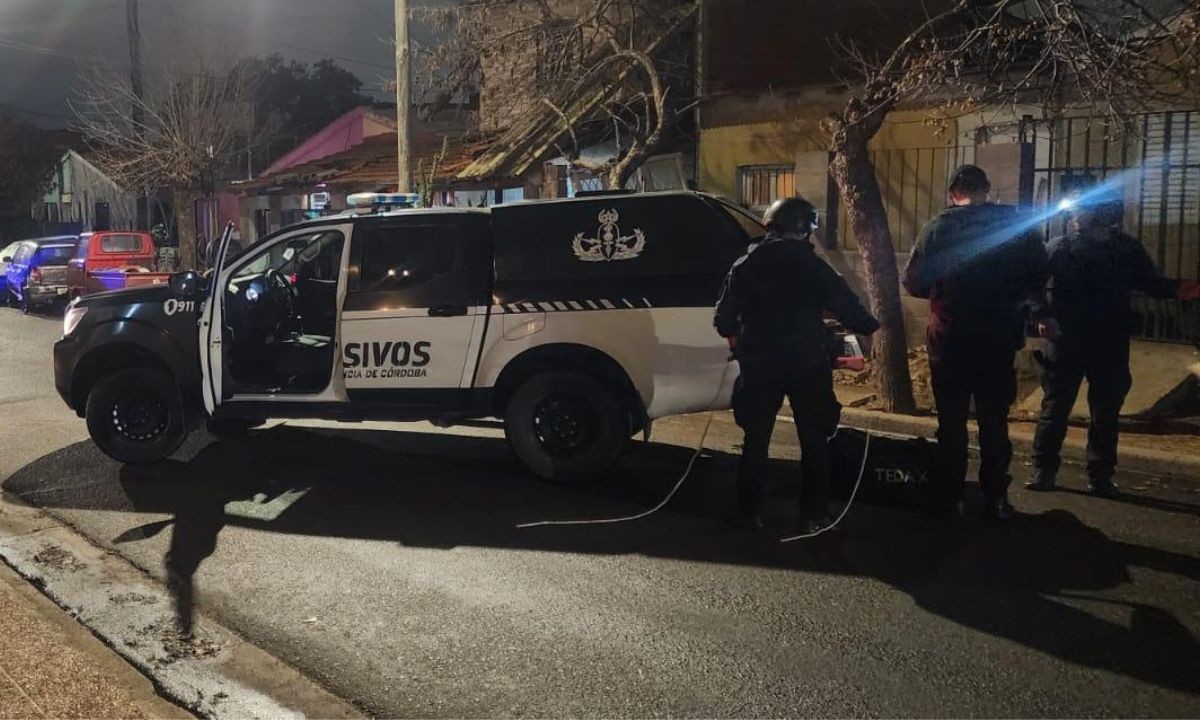Hallan un artefacto explosivo tipo mortero en la vía pública de B° San Ignacio | Córdoba