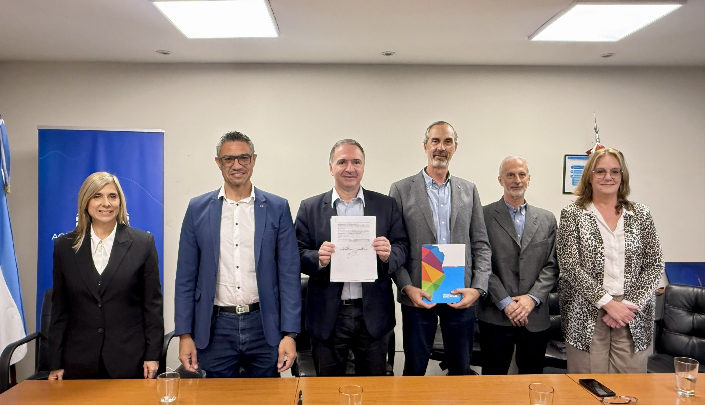 Aguas Cordobesas se sumó al Plan de Formación Dual para la Educación Técnica. | Contenido Patrocinado