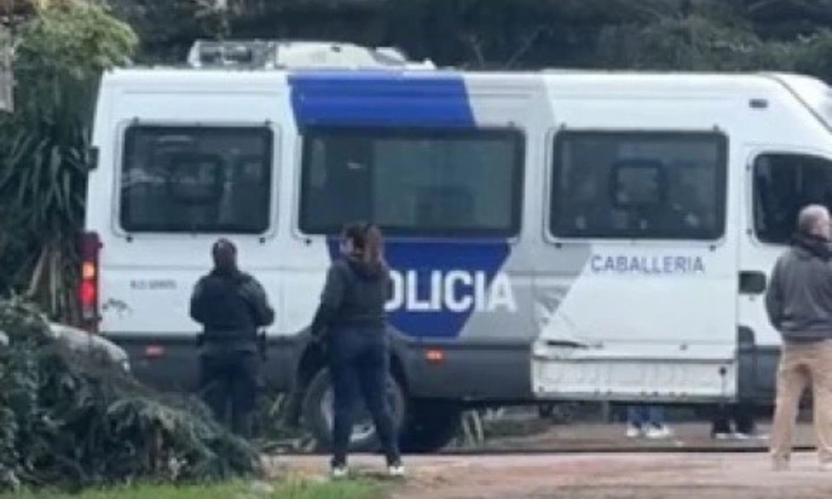 Murió el Indio Solari: fuerte operativo policial en su casa de Parque Leloir | Actualidad