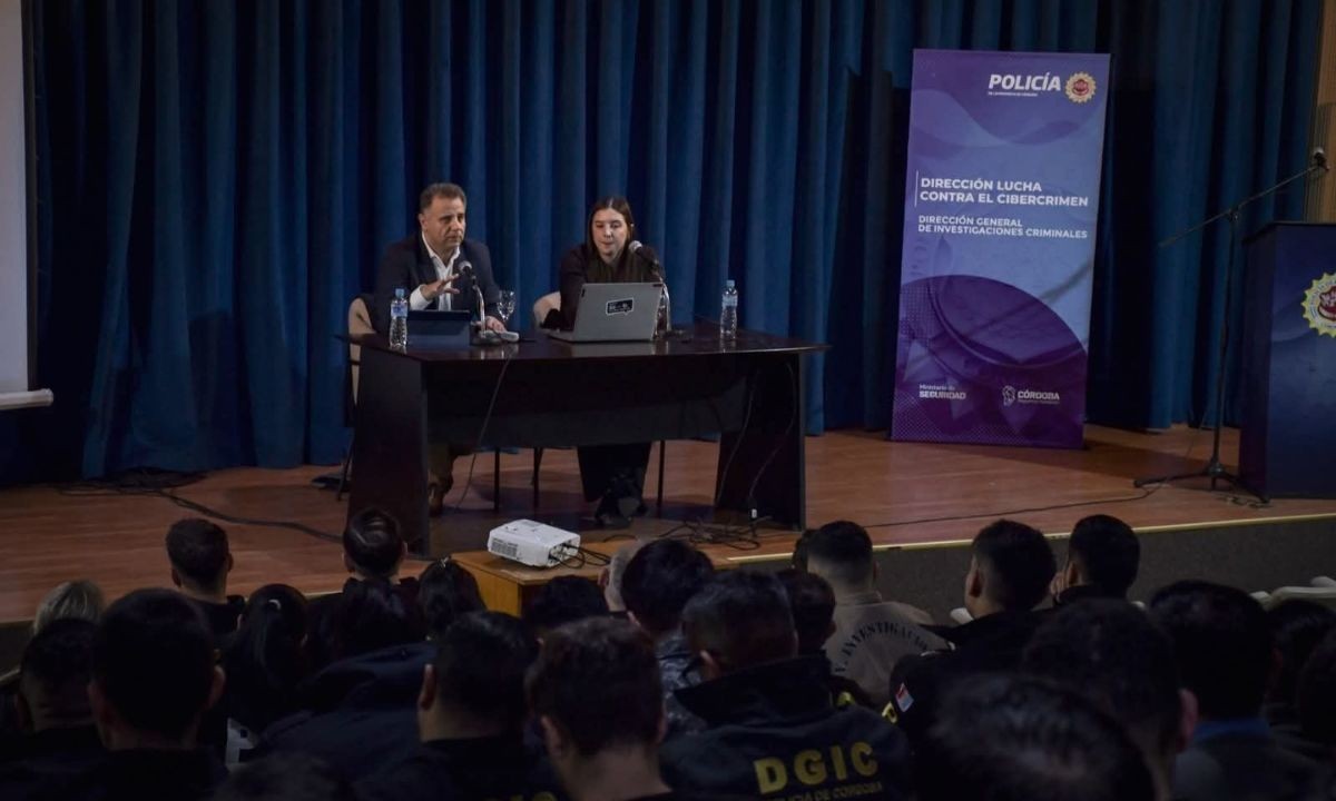 Policías y fuerzas federales se capacitaron en la investigación de cibercrimen | Córdoba