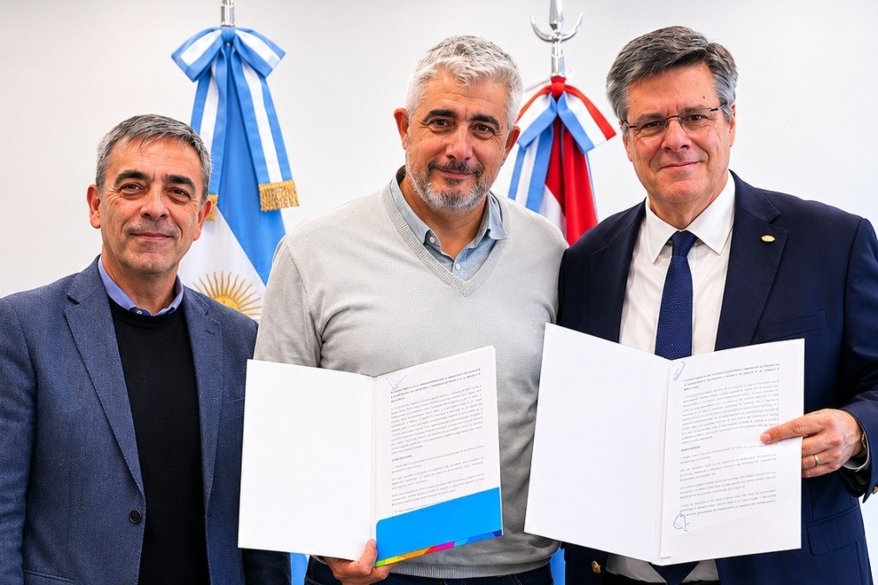 Córdoba firmó un convenio con Roche para fortalecer la atención sanitaria en la provincia | Córdoba