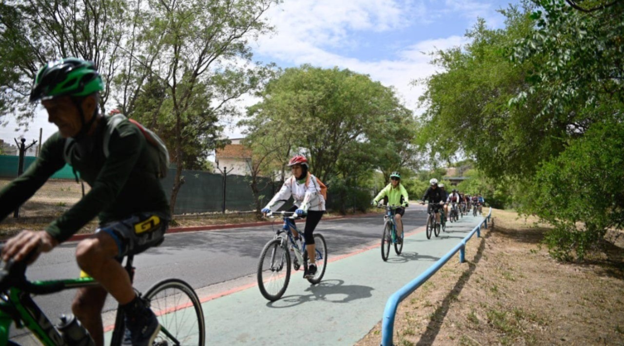Bicicleteada por el Mes de la Bandera recorrerá puntos emblemáticos de Córdoba | Visita Córdoba