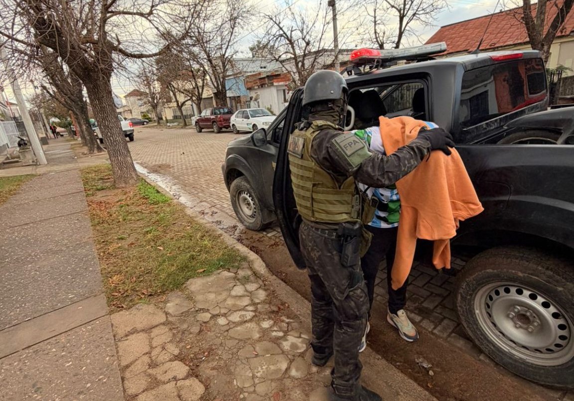 Arroyito: detienen a dos cuñados y desbaratan puntos de venta de droga | Córdoba