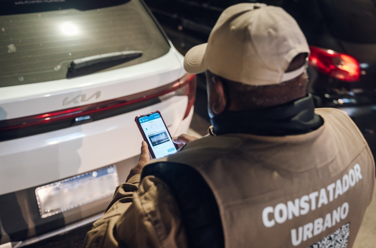 Estacionamiento medido: más de 15 mil autos diarios y ajustes al sistema para mejorarlo | Córdoba