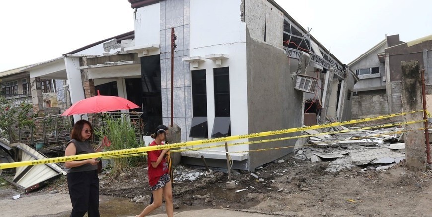 Devastador terremoto de 7,8 sacudió Filipinas: hay víctimas fatales, derrumbes y alerta de tsunami | Internacionales