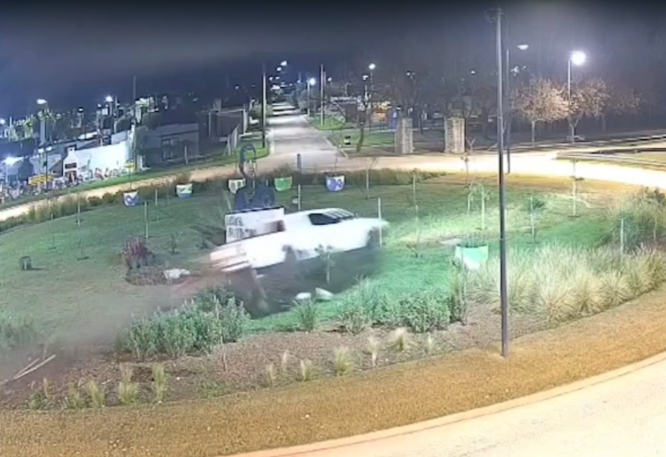 Villa María: un automovilista sufrió graves lesiones tras impactar contra una barrera de contención | Córdoba