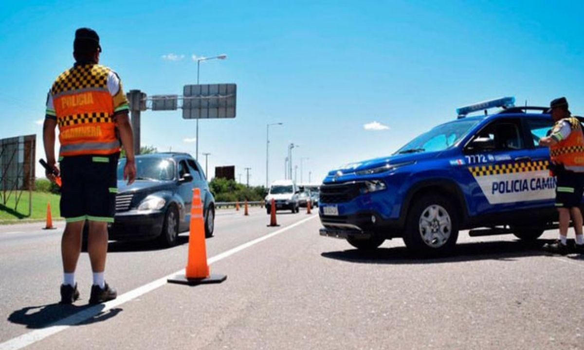 Bajan las multas de la Policía Caminera tras la caída en el combustible | Córdoba