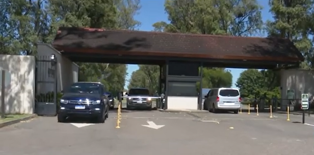 Operativo de alta seguridad para la llegada de Messi y su familia desde Sauce Viejo a Funes | Actualidad