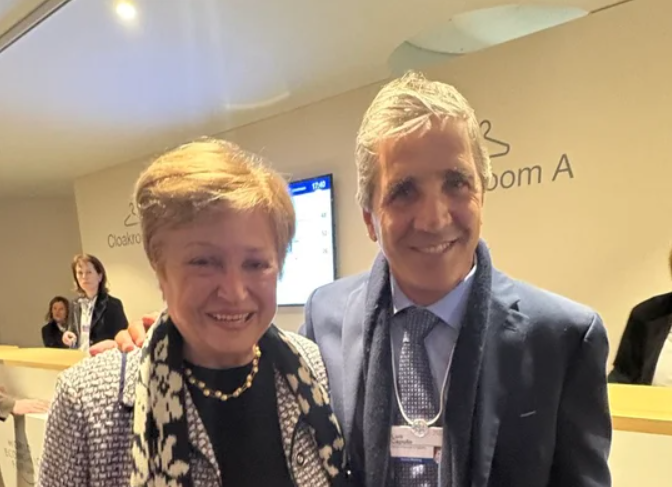 La titular del FMI se vio con Caputo y elogió la “fuerte performance” de la economía argentina | Política y economía