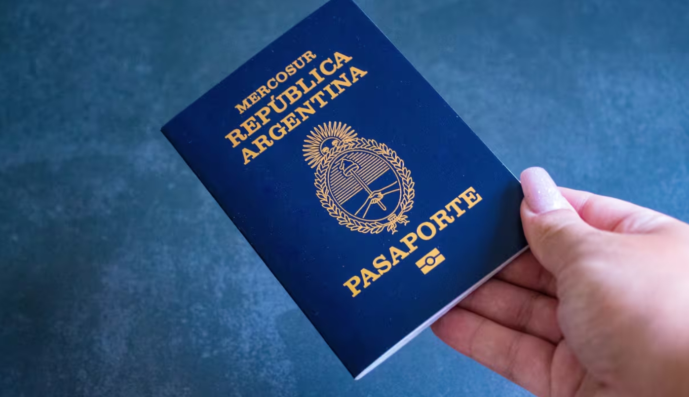 El pasaporte argentino se ubicó entre los más poderosos del mundo en el ranking 2026 | Curiosidades