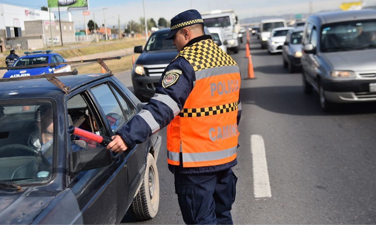 Córdoba planea autorizar las luces diurnas en rutas y modificar la Ley de Tránsito | Córdoba
