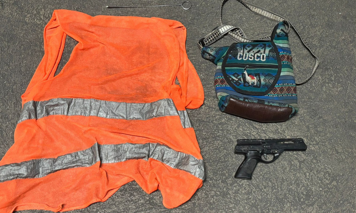 Detuvieron a dos naranjitas por amenazar a taxistas con una réplica de arma | Córdoba