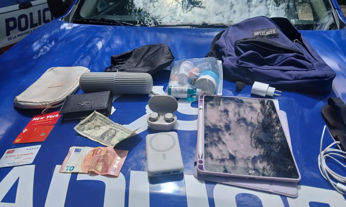 Detuvieron a tres adolescentes por robar pertenencias a turistas | Córdoba