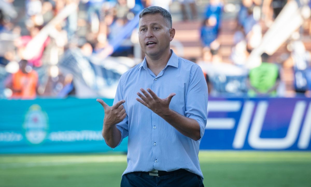 Diego Flores nuevo DT de Instituto: el "Traductor" debuta este domingo en Alta Córdoba | Deportes