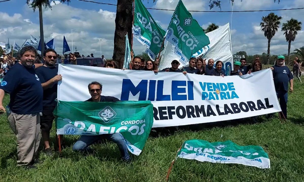 Gremios estatales protestan en el acceso a Jesús María contra el ajuste jubilatorio | Córdoba