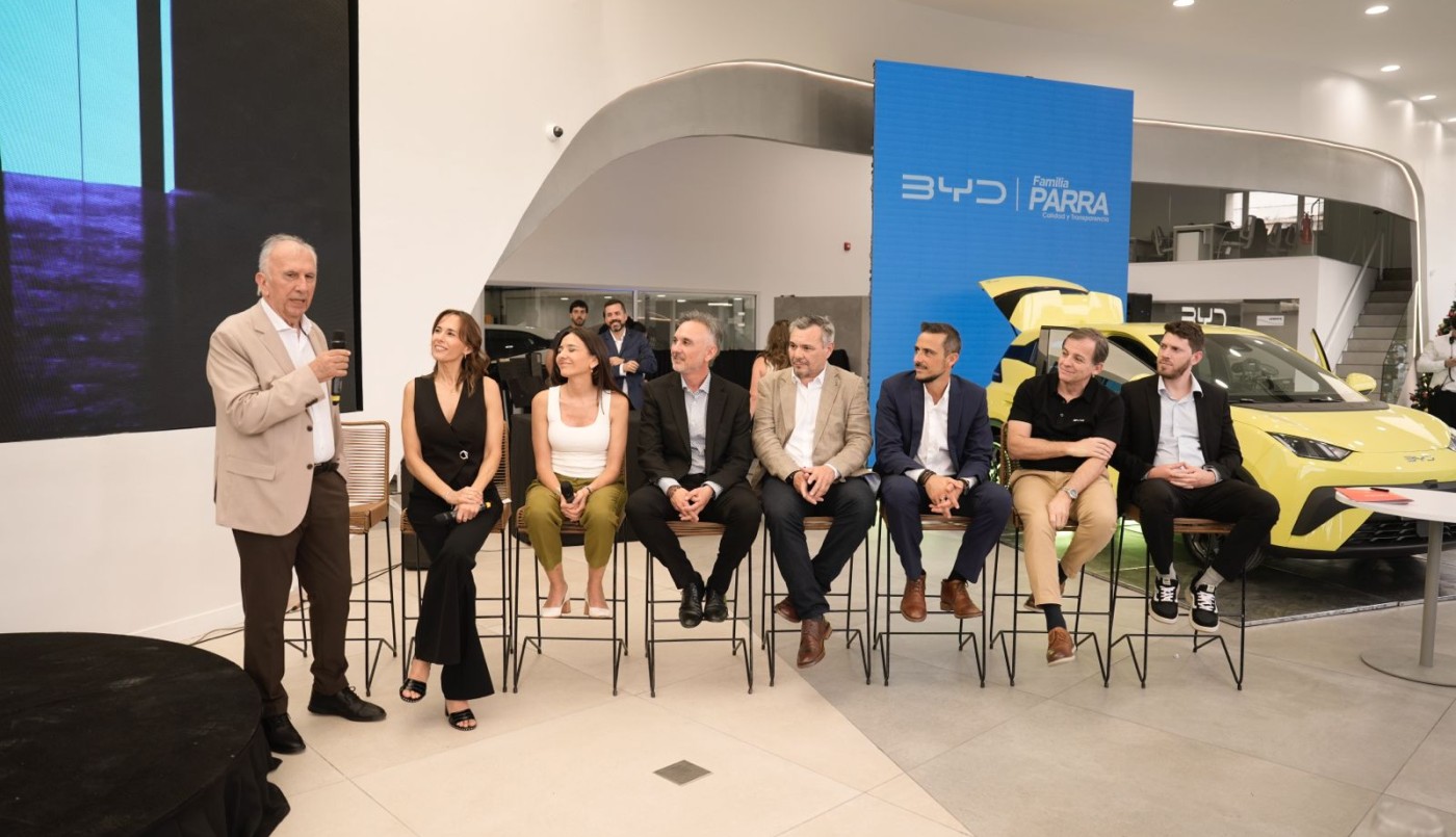 Familia Parra inauguró concesionario oficial BYD Villa Cabrera en Córdoba | Contenido Patrocinado