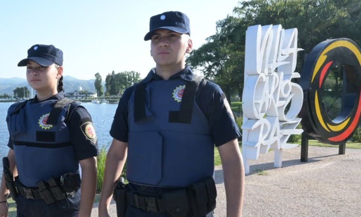 Insólito robo en Carlos Paz: dos jóvenes detenidas por llevarse un cono de tránsito | Córdoba