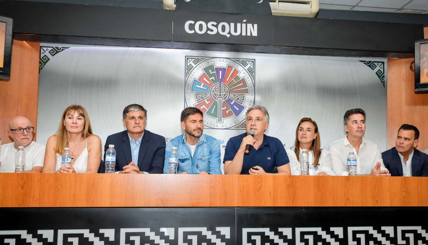 En la apertura del Festival de Cosquín, Llaryora afirmó: “Los festivales generan trabajo y turismo” | Política y economía