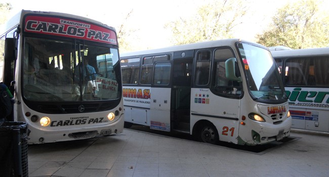 Aoita acordó con empresarios y está garantizado el transporte interurbano | Telefe Noticias