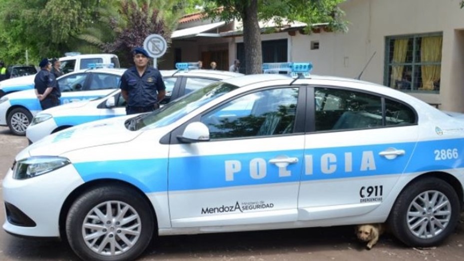 Detuvieron a una policía que estaba ebria adentro de su patrullero | Telefe Noticias