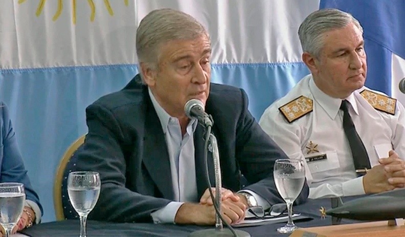 Aguad insiste en "estudiar las posibilidades" de recuperar los restos del submarino | Actualidad