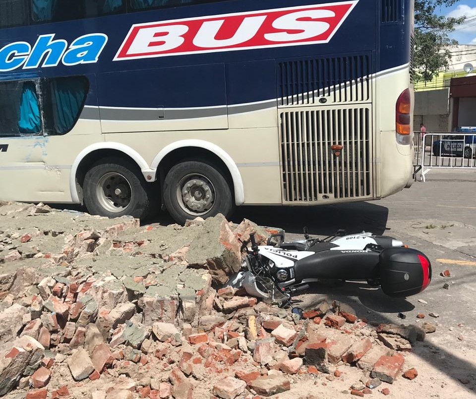 Así cayó el paredón en la cancha de Belgrano | Córdoba