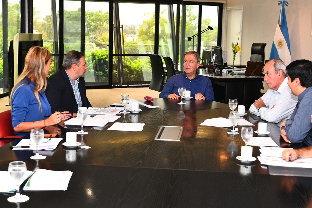 Schiaretti retomó su agenda tras la colocación de cuatro "stents" | Córdoba