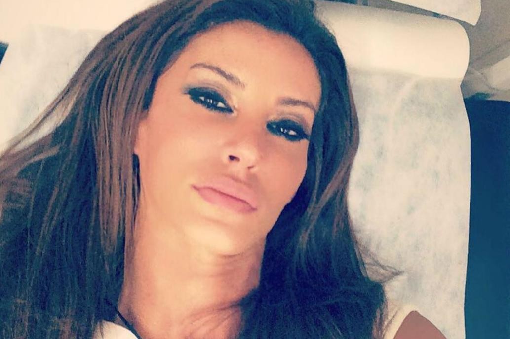 Familiares y amigos despidieron a Natacha Jaitt en el cementerio de La Tablada | Actualidad