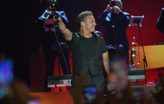 Luis Miguel deslumbró a sus fans en Córdoba. Fue el inicio de los shows que en su regreso a Argentina | Espectáculos