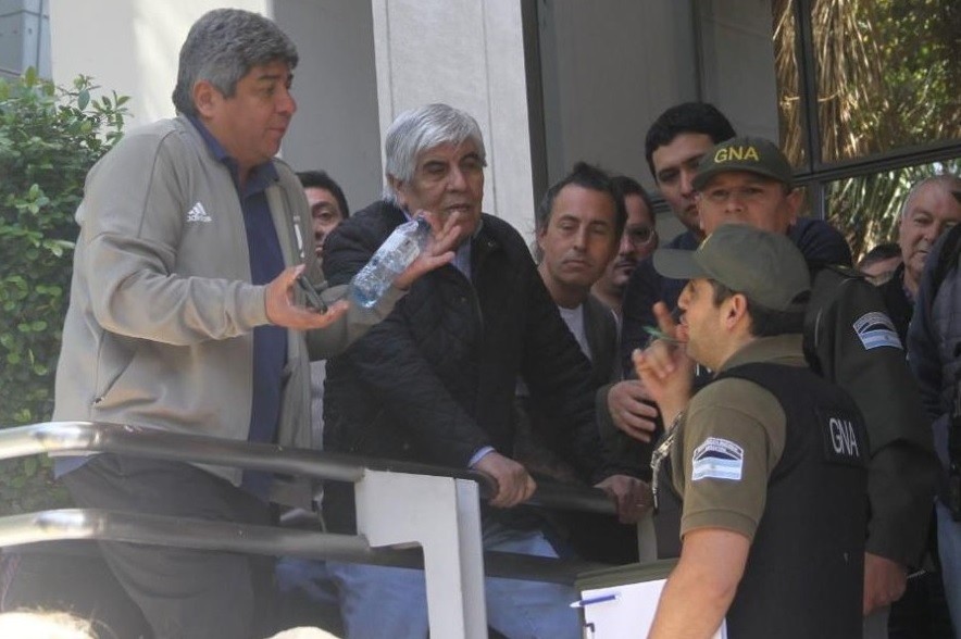 Moyano tras los allanamientos: "lo que está haciendo el Gobierno es un disparate total" | Política y economía